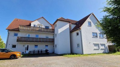 Renoviert & bereit für den Sommer - zwei Zimmer im Erdgeschoss