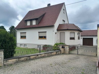 Einfamilienhaus in RT-Mittelstadt für 3 bis 5 Jahre zu vermieten