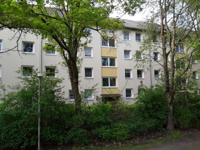 Schöne  3-Zimmer-Wohnung mit Balkon 2OG