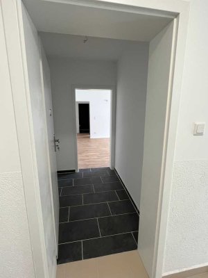 Vollständig kernsanierte Wohnung 1.Obergeschoss 3-Zimmer mit 70 m² ab 1.09.2025
