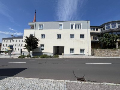 ZENTRALE 4 ZIMMER WOHNUNG IN NEUMARKT