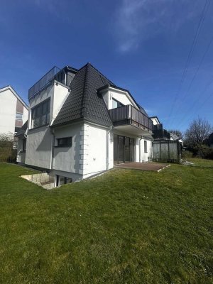 Wohnen mit Stil im Volksdorfer Weg - Charmante Gartenwohnung im Landhausstil