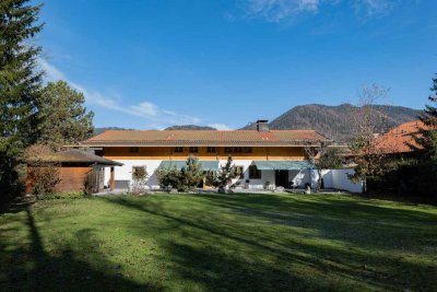 Rottach-Egern am Tegernsee - exklusive Landhausvilla in exponierter Lage