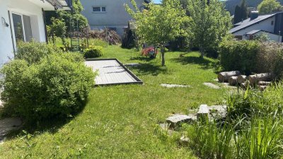 Schöne helle 3-Zimmer-Wohnung mit Terrasse und Gartenanteil in Titisee-Neustadt