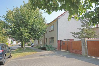 Geräumige Doppelhaushälfte - für 2-3 Familien nutzbar - in Lutherstadt Wittenberg OT Pratau