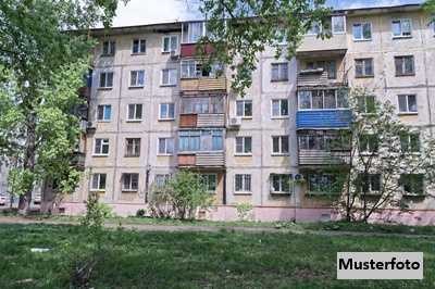 Ein Fall für den Handwerker: Mehrfamilien-Reihenmittelhaus - provisionsfrei