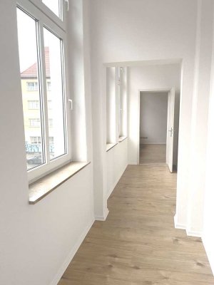 2 Raum mit großem Wohnzimmer + Homeofficeplatz auf der selben Etage - LICHTDURCHFLUTET