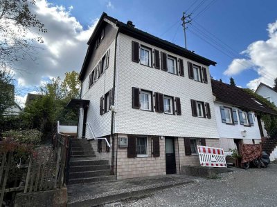 Charmante Doppelhaushälfte mit Potenzial in Waldachtal-Lützenhardt