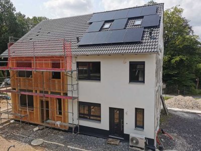Stilvolles Wohnen im Herzen von Hof – Barrierefreie Erdgeschosswohnung mit großer Terrasse