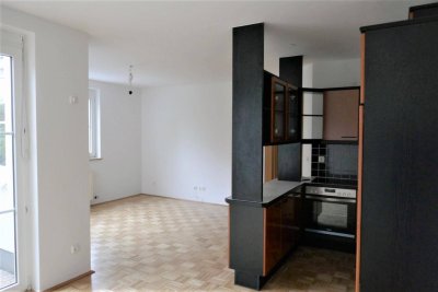 Charmante 2-Zimmer-Wohnung im Erdgeschoss und Garten für Mieter mit grünem Daumen