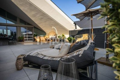ZWEITWOHNSITZ FÄHIGE DESIGNIKONE - HIGH-END LIVING AUF 359m²