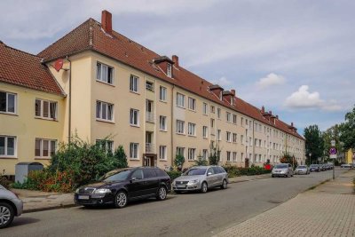Citywohnung mit Tageslichtbad - WBS erforderlich! // 1.OG rechts