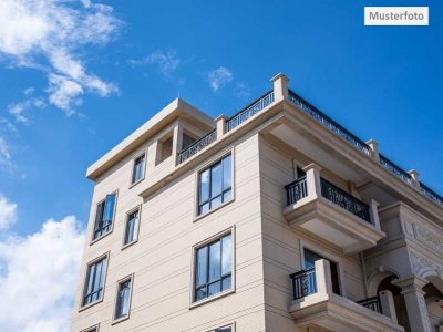 Provi frei Wohnung mit Balkon