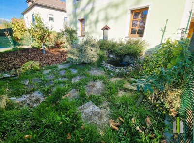 Helle 2-Zimmer-Terrassen-Wohnung mit Garten!