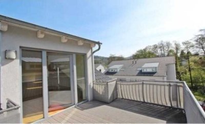 Sonnige 2-Zi.-Wohnung mit großem Balkon
