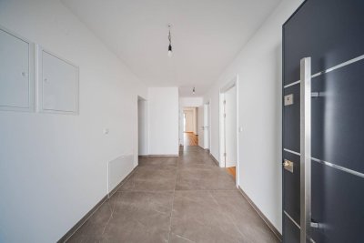 ERSTBEZUG - 3-ZIMMER-NEUBAUWOHNUNG MIT GARTEN