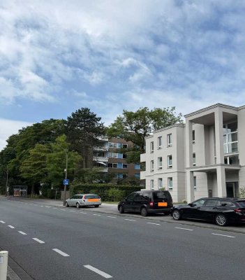 Bequem für Alt oder Jung! Moderne 3 1/2-Räume -  Balkon... und Aufzug!