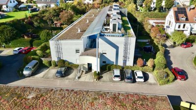 Wohnkomfort auf 2 Ebenen...4,5 Zimmer mit Dachterrasse und Panoramablick!