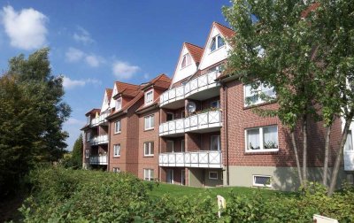 Gepflegte 3-Zimmer-Wohnung im Hochparterre mit Balkon und EBK in Tostedt