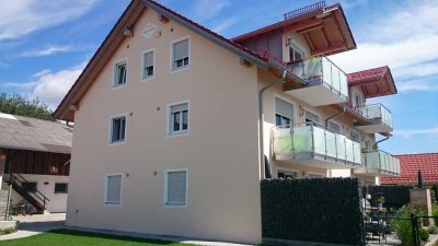 Moderne 3 Zimmer Dachgeschosswohnung mit Sichtdachstuhl!