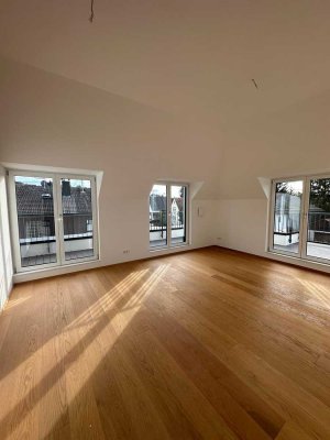 Neubau-Penthouse mit Weitblick – mit Einbauküche
