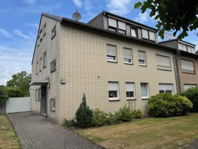 Dreifamilienhaus mit zusätzlichem Baugrundstück und attraktivem Entwicklungspotenzial