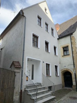 Zweitbezug nach Sanierung 2023 - 3-Zimmer-Wohnung - 1.OG -  im Zentrum Ambergs