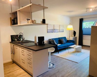 Hochwertiges vollmöbliertes 1-Zimmer-Apartment mit Einbauküche und Balkon