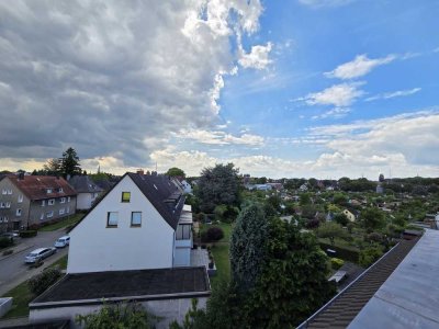 2,5-Zimmer-Maisonette-Wohnung mit Dachterrasse und Garage