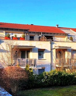 Wundeschöne, helle 2-Zimmer-DG-Wohnung in Ludwigsburg Stadtmitte zu vermieten