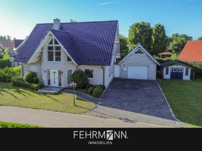 Architektonisch stilvoll - Junges Einfamilienhaus in Niederlangen zum Kauf