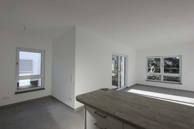 Moderne neuwertige 3-Zi-Wohnung mit EBK u.  Balkon aus Architektenhand in Nettersheim