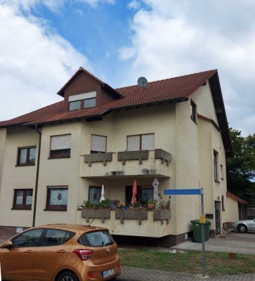 Attraktive ruhige 2-Zimmer-DG-Wohnung zentrumsnah in Bruchsal