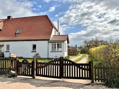 Charmantes Reihenendhaus mit großem Garten in Ostseenähe – ländlich, ruhig, voller Möglichkeiten