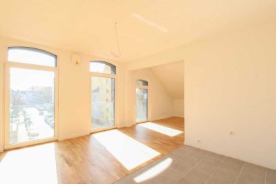Provisionsfrei! Frisch sanierte und sofort bezugsfreie 2-Zimmer-Wohnung in Hannover-Döhren
