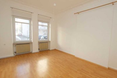 Ideal für WGs! Großzügige 3-Zimmer-Wohnung mit ca. 87 m², zwei Bädern, Balkon und tollen Grundriss