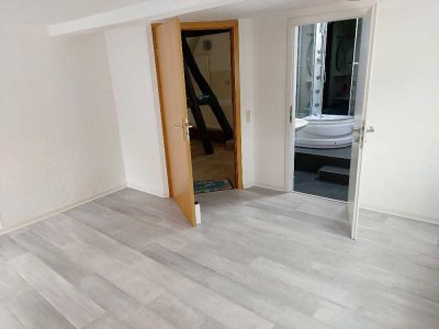 Gepflegte 1-Zimmer Wohnung im 2. OG als (WG) Wohngemeinschaft in Ingelfingen
