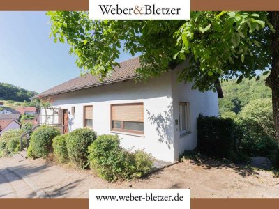 Raum für Ideen & Platz zum Leben. Zweifamilienhaus mit Charakter in Wald-Michelbach/Kreidach!
