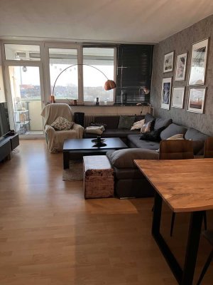 Voll möblierte Wohnung in Erlangen mit traumhaftem Ausblick und guter Anbindung
