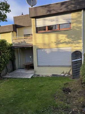 Helle Doppelhaushälfte mit Garten, Balkon & Garage – frisch renoviert!