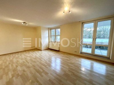 Gemütliches Hideaway: Wohlfühloase mit Terrasse