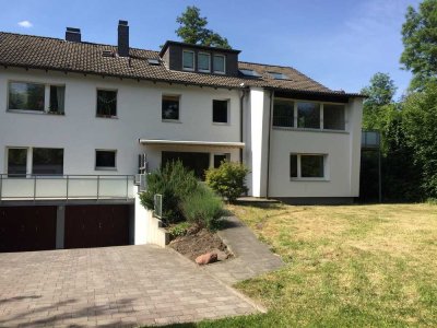 Flotte 2,5-Zimmer-Wohnung (EBK; gr. Balkon) in Essen