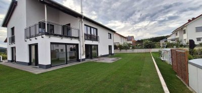 2-Familienhaus, 4,5 + 3,5 Zimmer in Michelbach-Nord