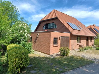 Im Zentrum der Mecklenburgischen Schweiz ein gepflegtes EFH mit Einliegerwohnung