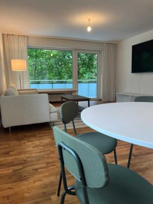 Innenstadtlage - 2 ZKB Wohnung Balkon, Tiefgarage, möbliert