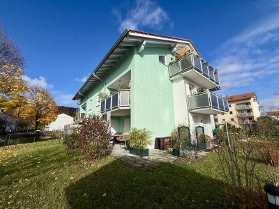 HELL- MODERN- ZENTRAL- Erdgeschosswohnung mit großem Garten in Peißenberg