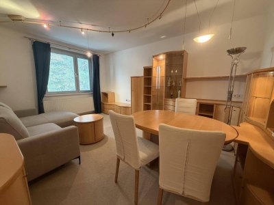 GRÜNRUHELAGE - Neubau - BJ 1966 - 1. Stock - 2 Zimmer - ca. 62 WFL - Einbauküche - Stellplatz