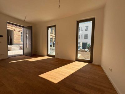 SPECIAL OFFER: ERSTBEZUG im NEUBAU per 2025 : u.a. 1-Zi- EG- Wohnung mit TERRASSE