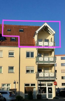 Stilvolle 2,5-Raum-Maisonette-Wohnung mit Balkon in Friedrichshafen, vor 3 Jahren saniert