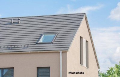 2-Familienhaus mit Garage + provisionsfrei +